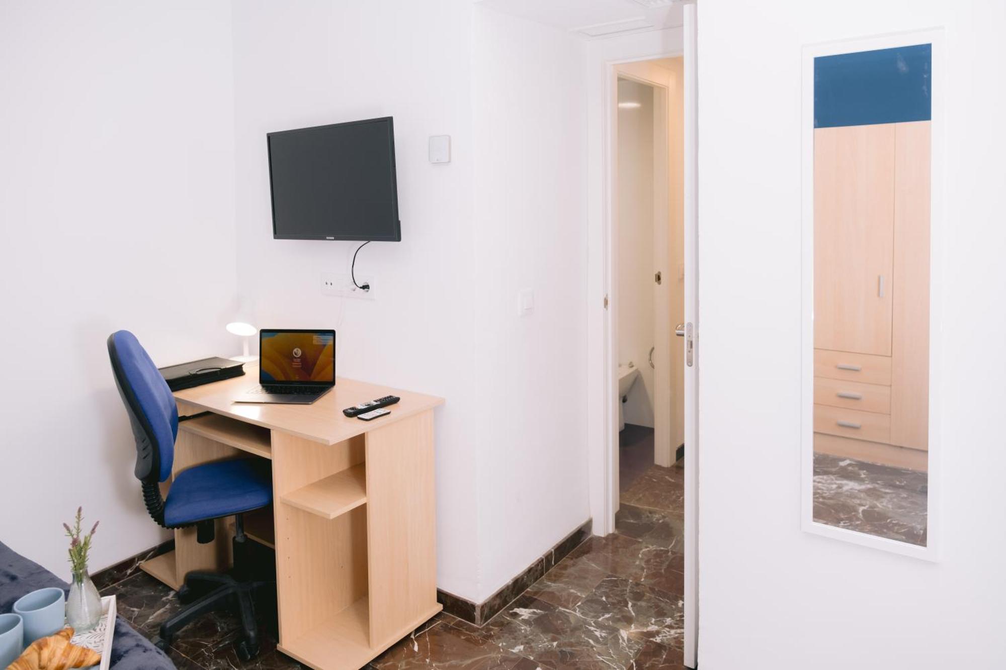 Piso Compartido Delyrent, Reja Hotel Jaén Екстериор снимка