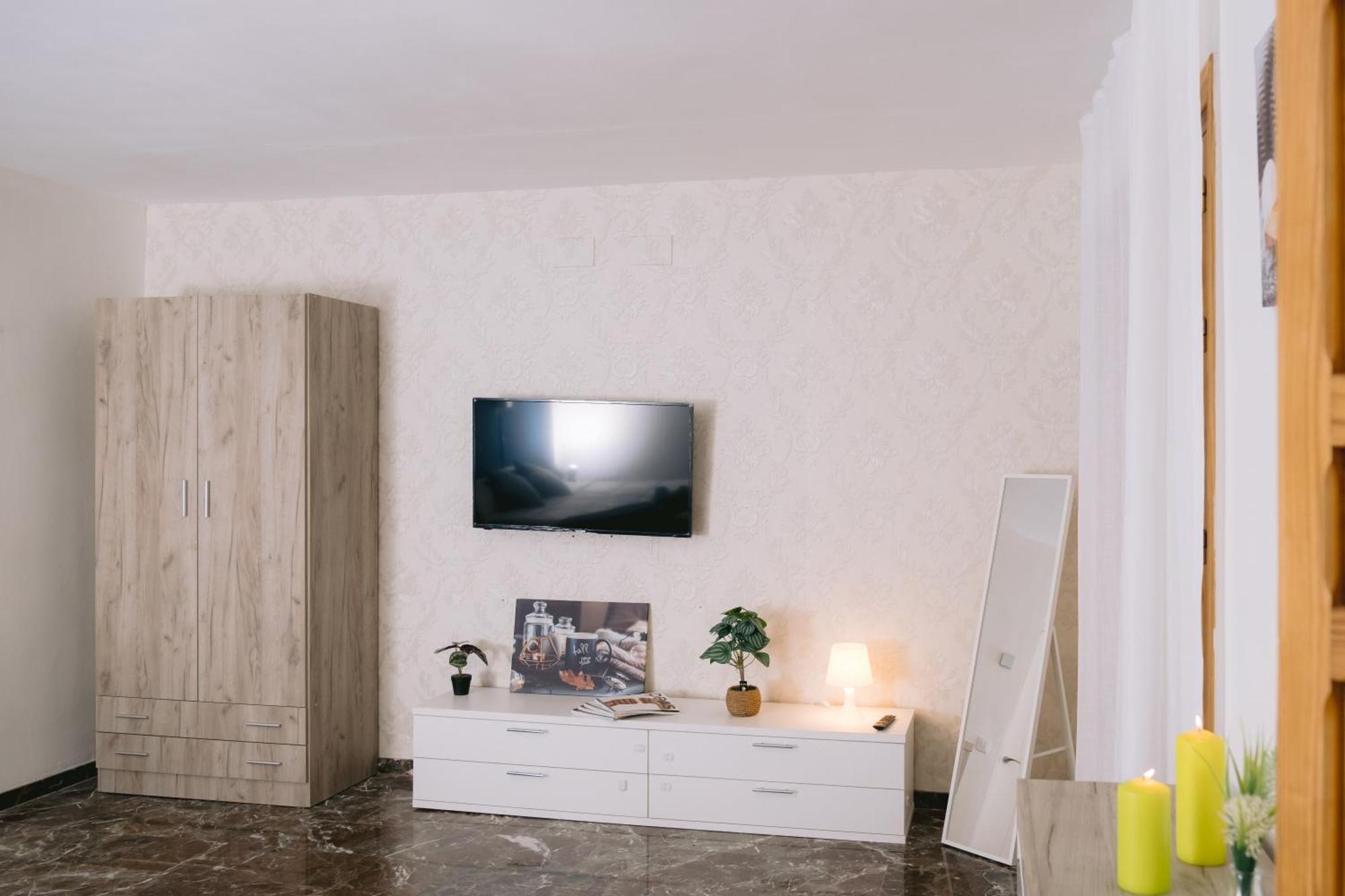 Piso Compartido Delyrent, Reja Hotel Jaén Екстериор снимка