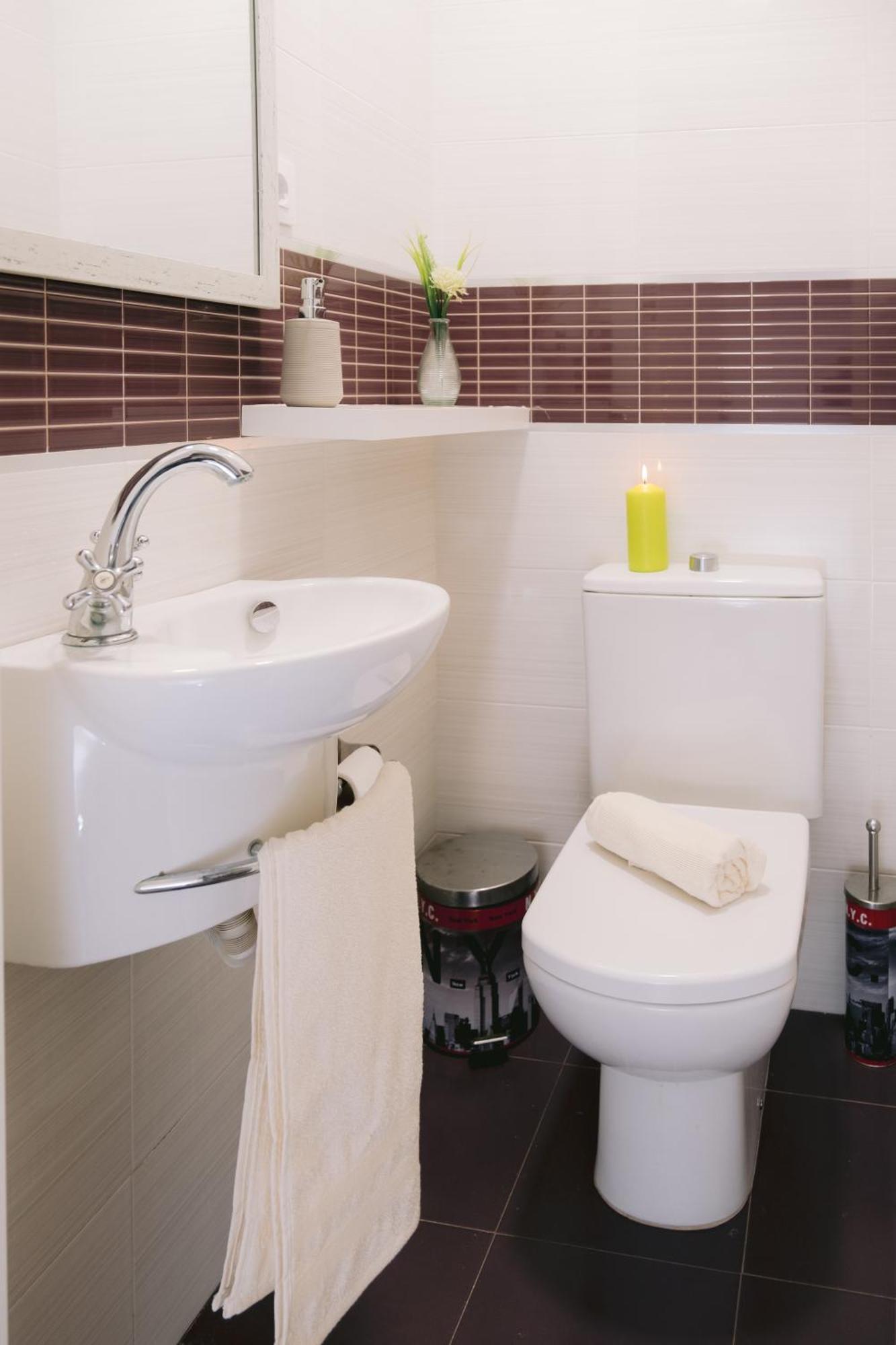 Piso Compartido Delyrent, Reja Hotel Jaén Екстериор снимка