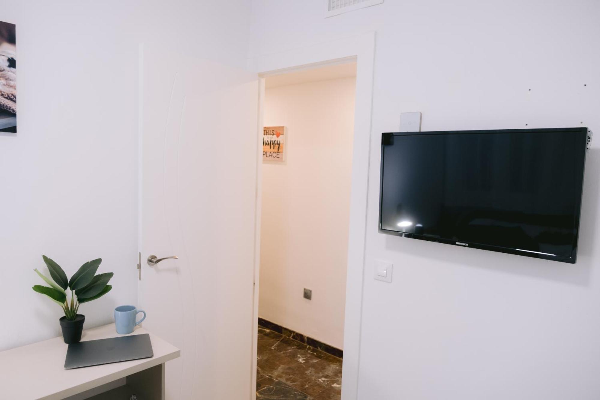 Piso Compartido Delyrent, Reja Hotel Jaén Екстериор снимка