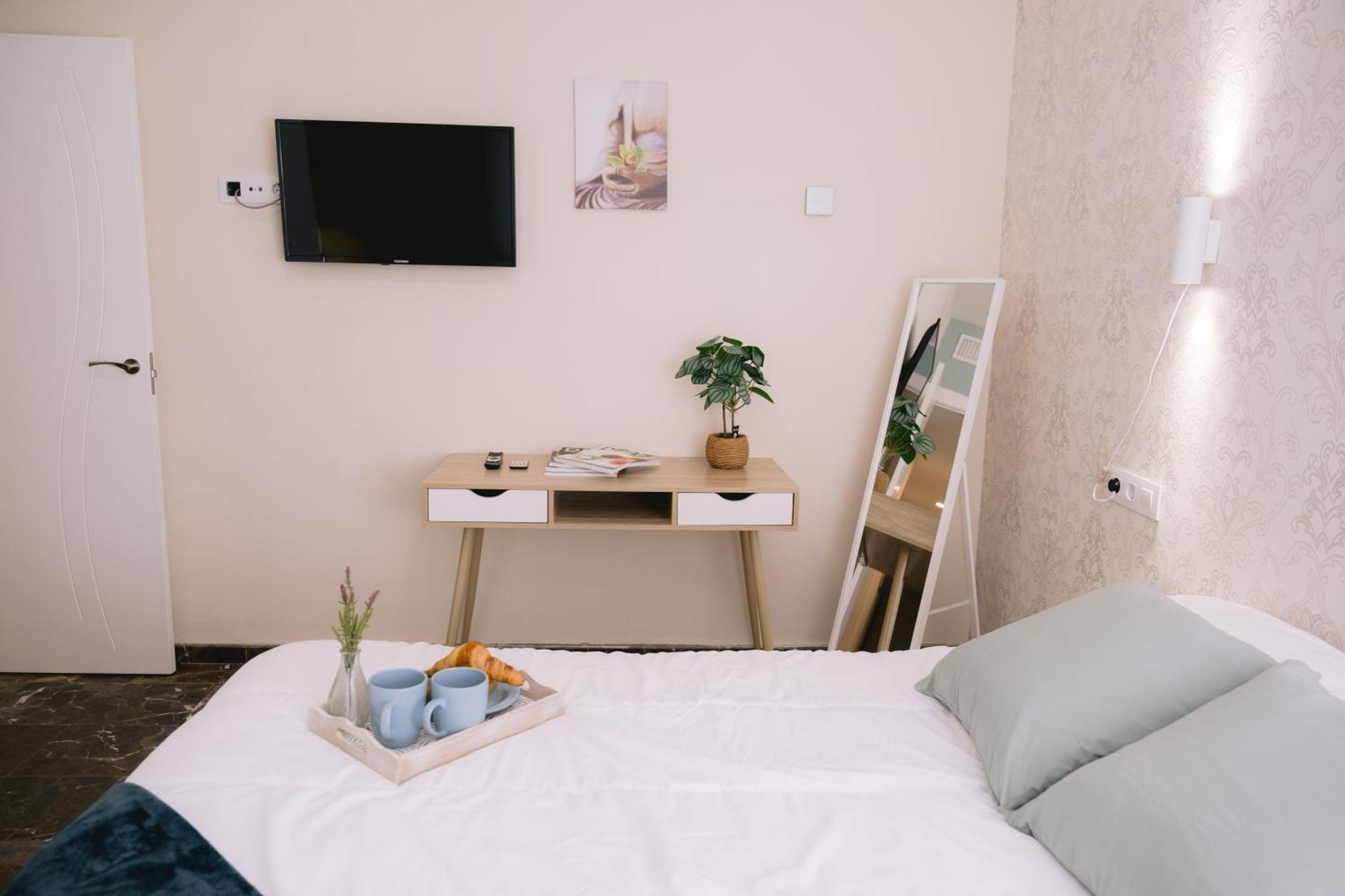 Piso Compartido Delyrent, Reja Hotel Jaén Екстериор снимка